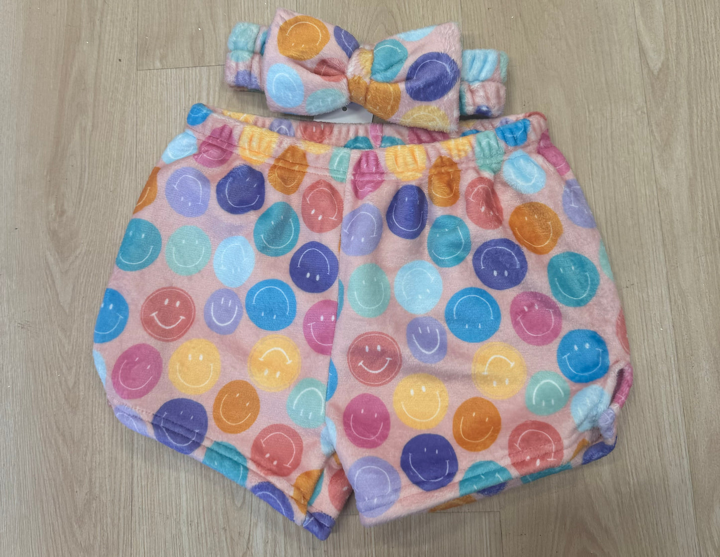 Smiley sleep shorts