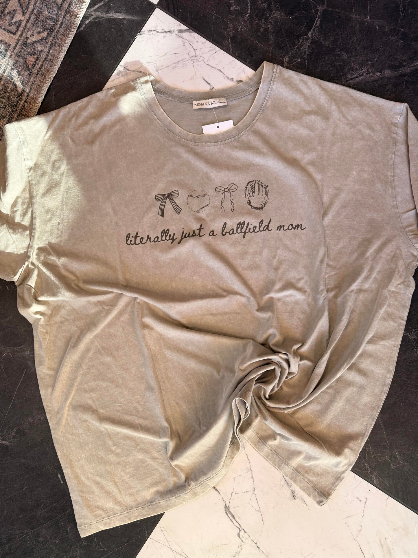 BALLFIELD MOM TEE